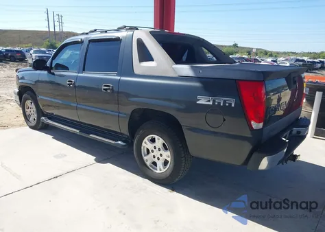 2003 Chevrolet Avalanche 1500 из США, поврежденный, VIN 3GNEC13T13G256793